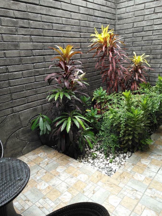 Hôtel des Jardins Abidjan Exterior foto